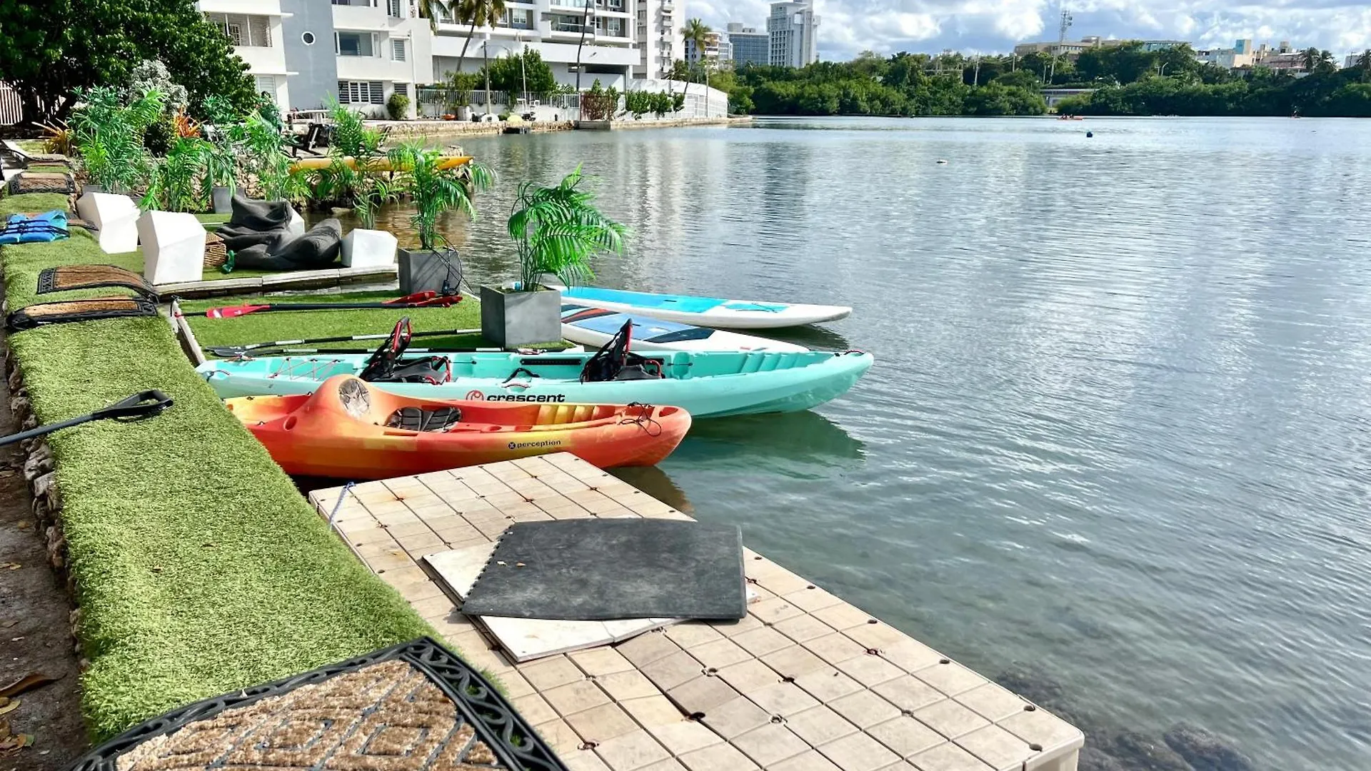 Condado Beachfront Tantra Apartment San Juan